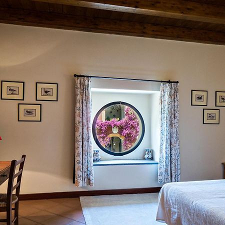 נולה B&B Relais Castelciala מראה חיצוני תמונה